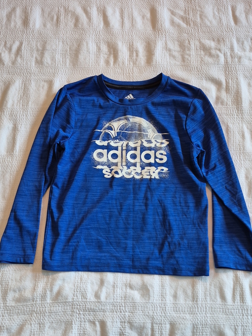 Adidas boys size 5 blue shirt long sleeve soccer design EUC